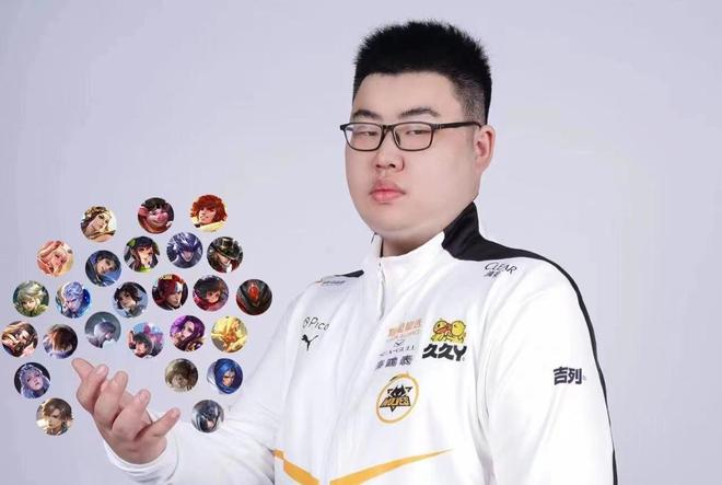 揭秘博彩推手的“脚本营销”：如何在社交网络制造暴富假象。（起底博彩推手的脚本式营销：社交平台上的暴富幻象是如何塑造的）